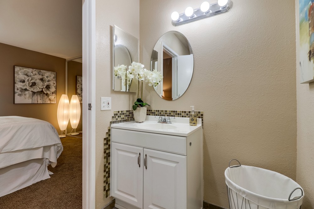Virtual tour photo 33 of 40 for 5422 Adobe Falls Rd #6
