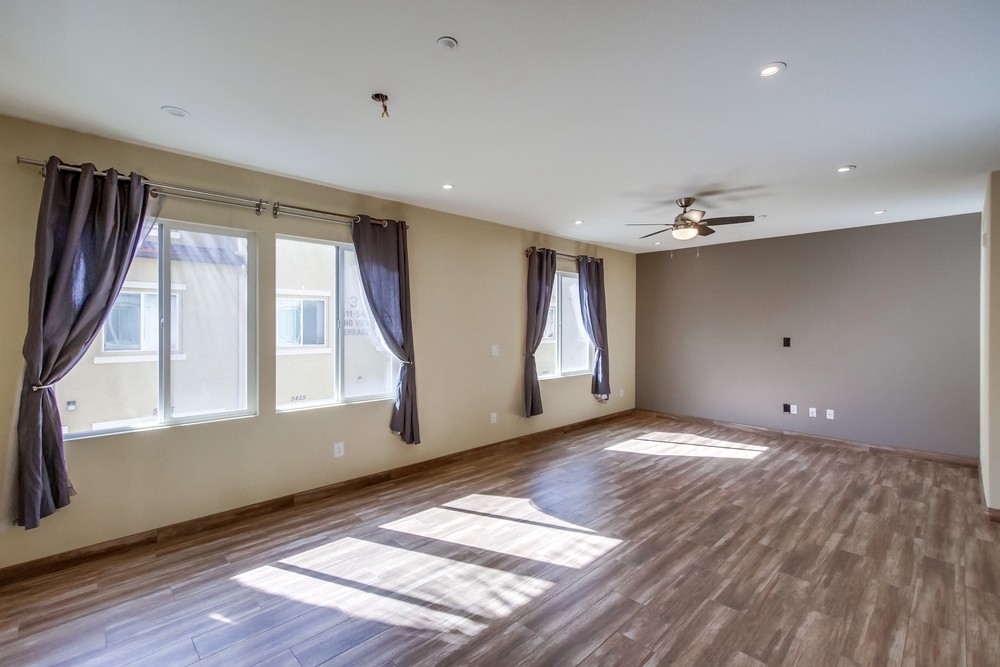 Virtual tour photo 5 of 35 for 5426 Soho View Terrace