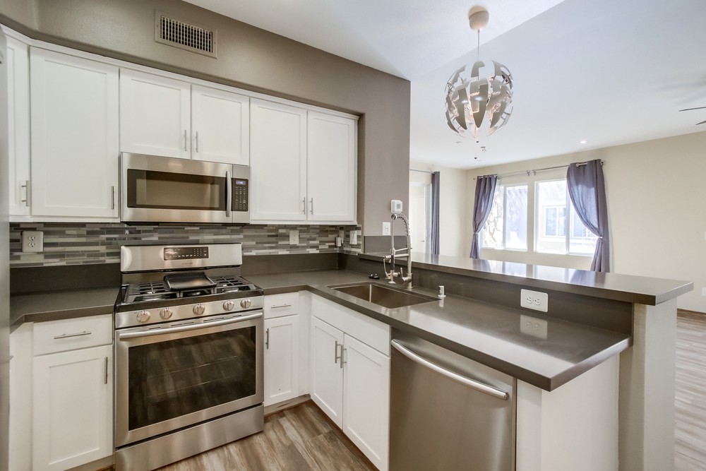 Virtual tour photo 13 of 35 for 5426 Soho View Terrace