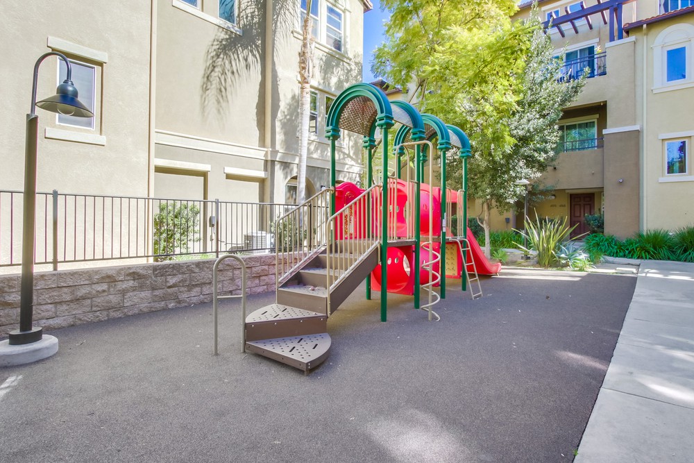 Virtual tour photo 35 of 35 for 5426 Soho View Terrace