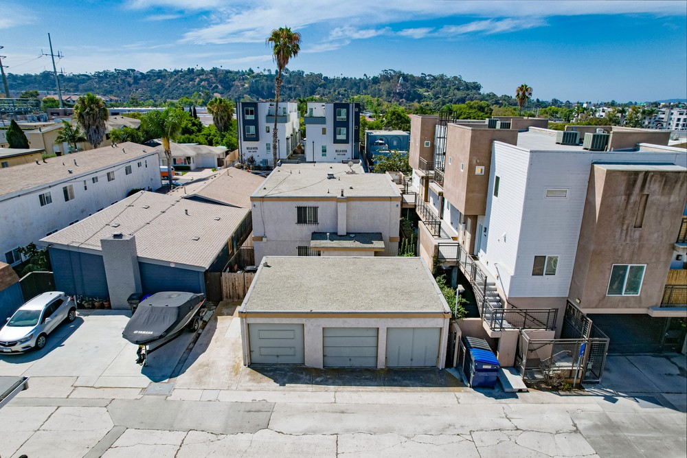 Virtual tour photo 33 of 36 for 5430 Lauretta St
