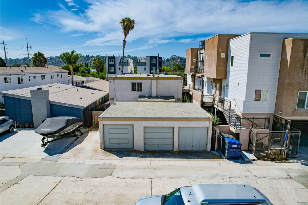 Virtual tour photo 34 of 36 for 5430 Lauretta St
