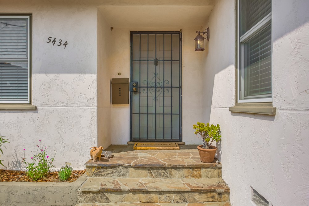 Virtual tour photo 6 of 70 for 5434 Redland Pl