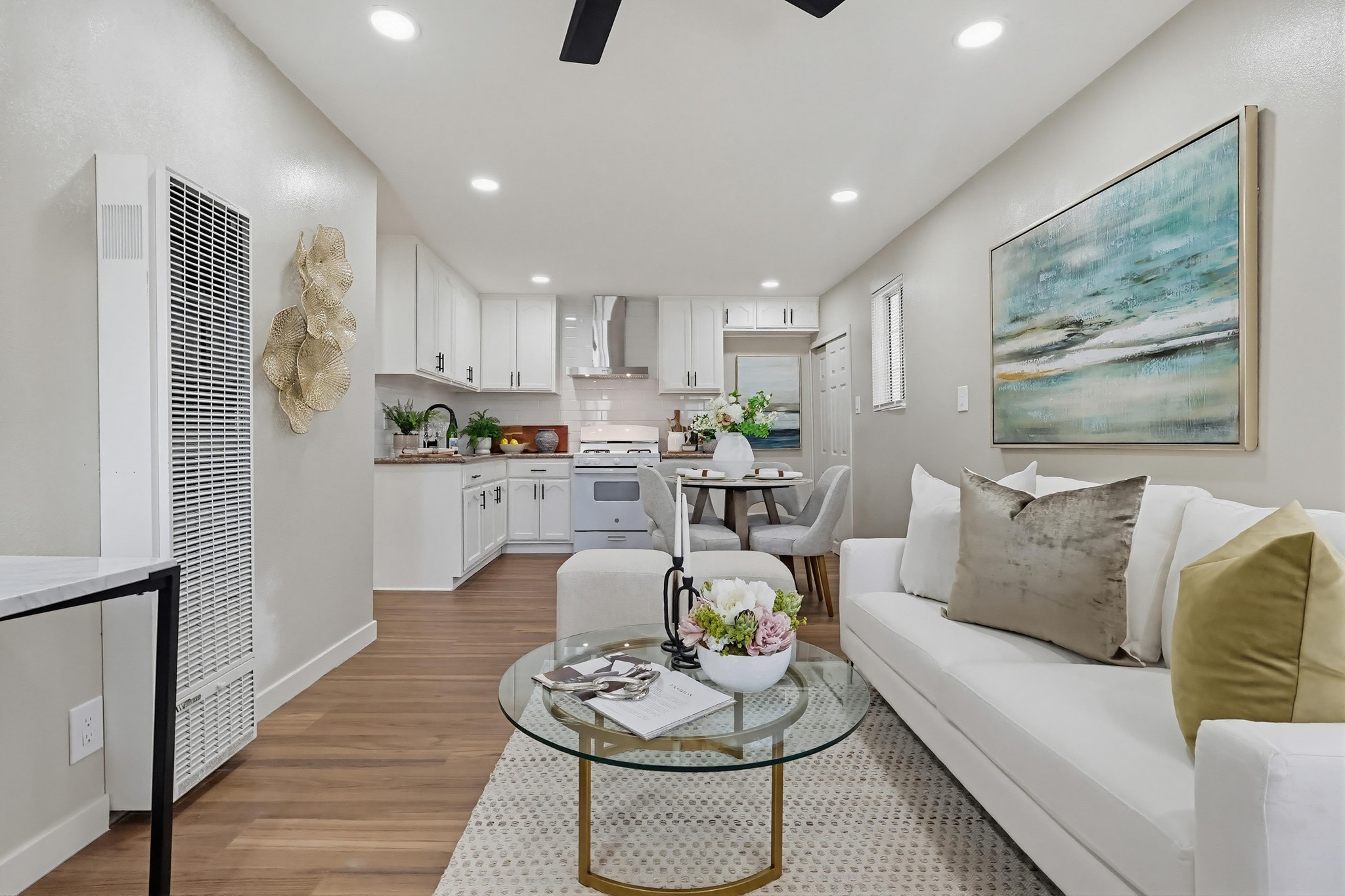 Virtual tour photo 7 of 47 for 5435 Smiley Dr