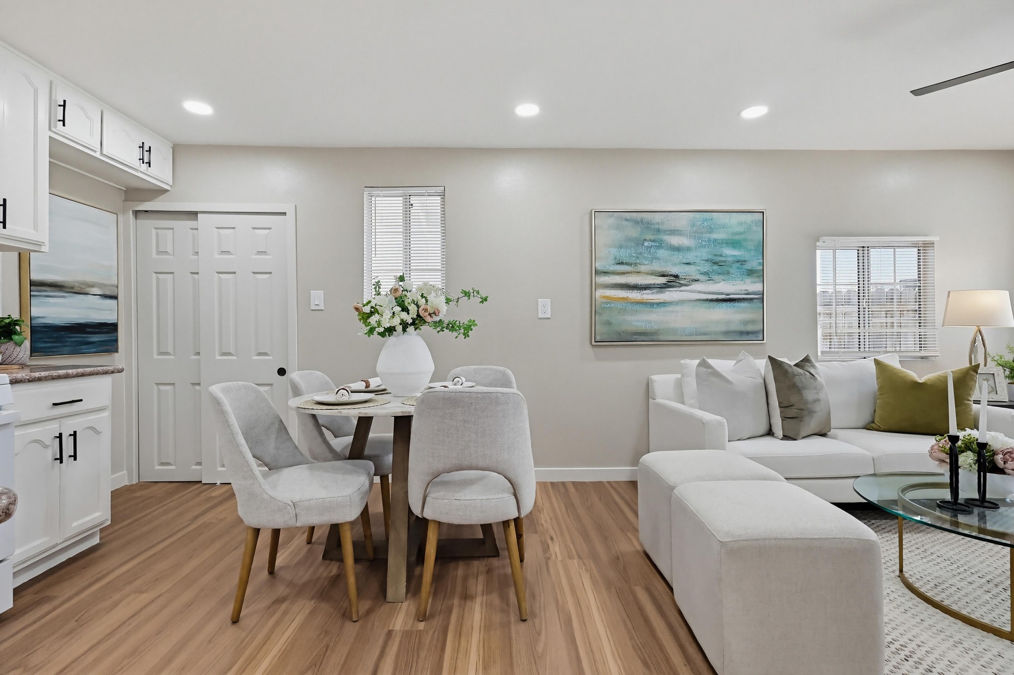 Virtual tour photo 16 of 47 for 5435 Smiley Dr