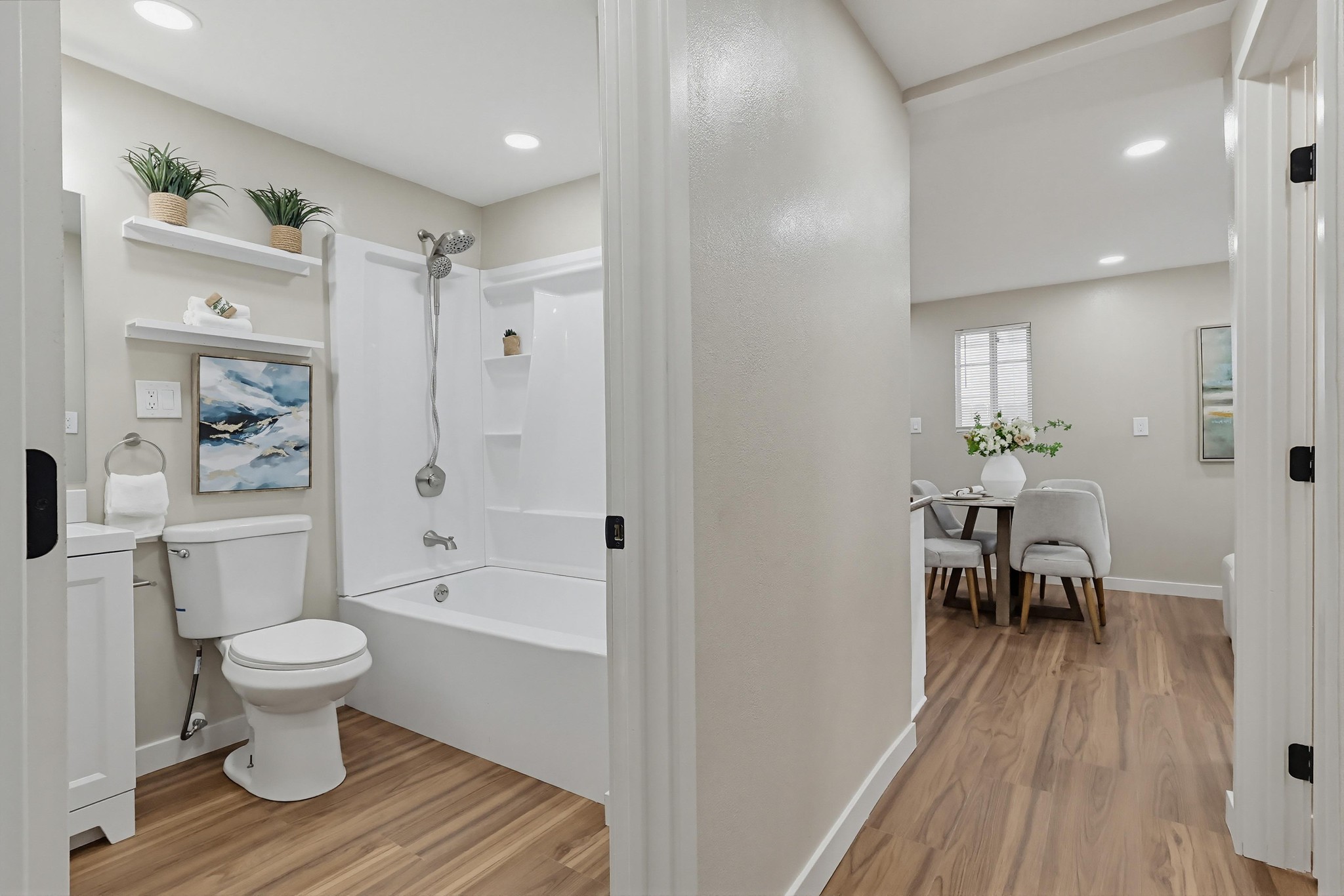 Virtual tour photo 30 of 47 for 5435 Smiley Dr