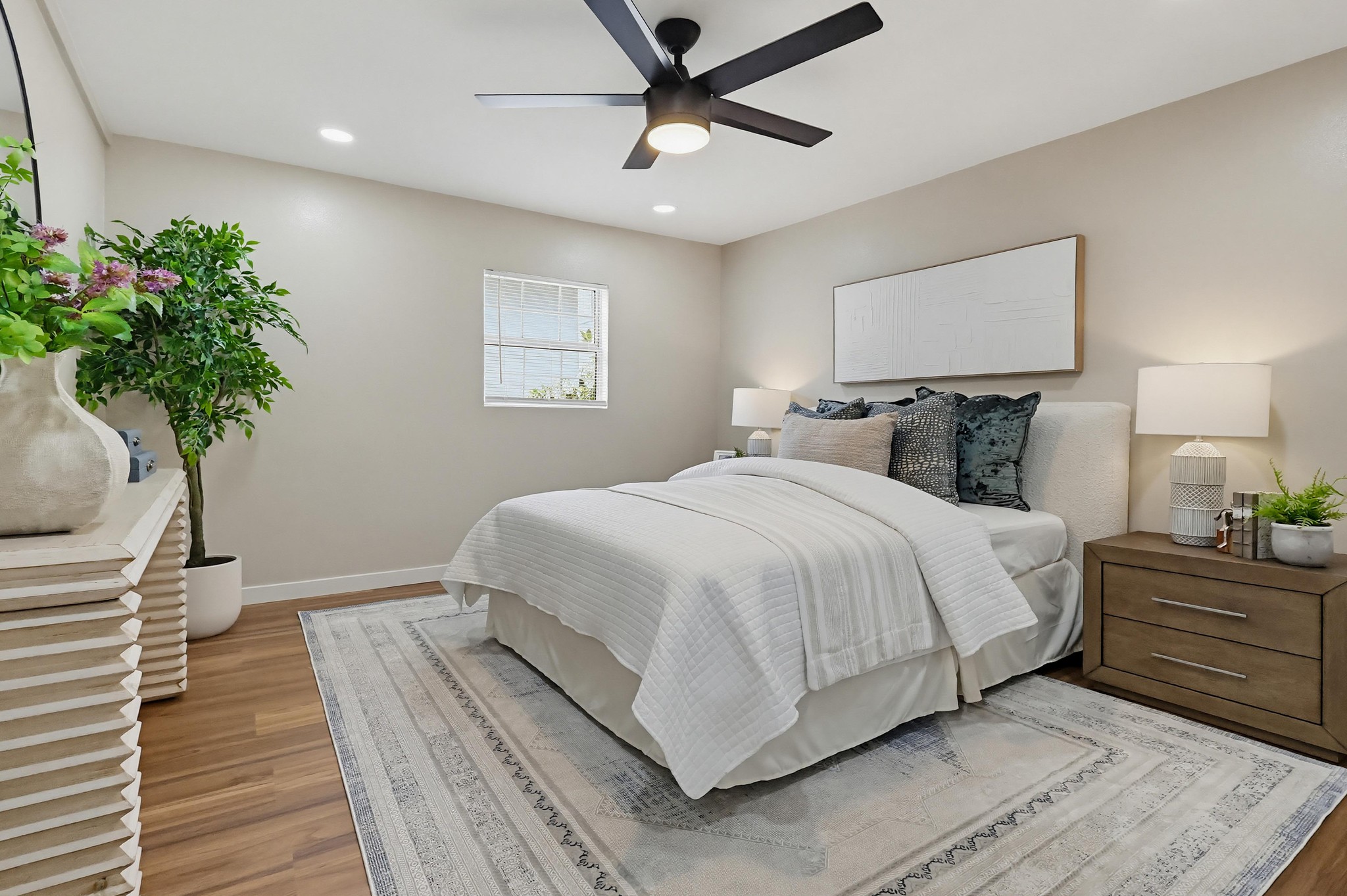 Virtual tour photo 35 of 47 for 5435 Smiley Dr