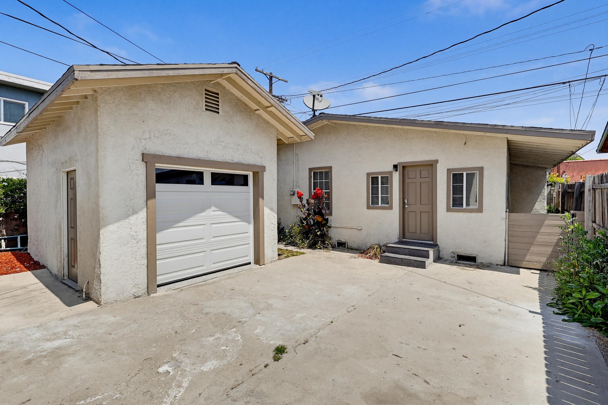Virtual tour photo 42 of 47 for 5435 Smiley Dr