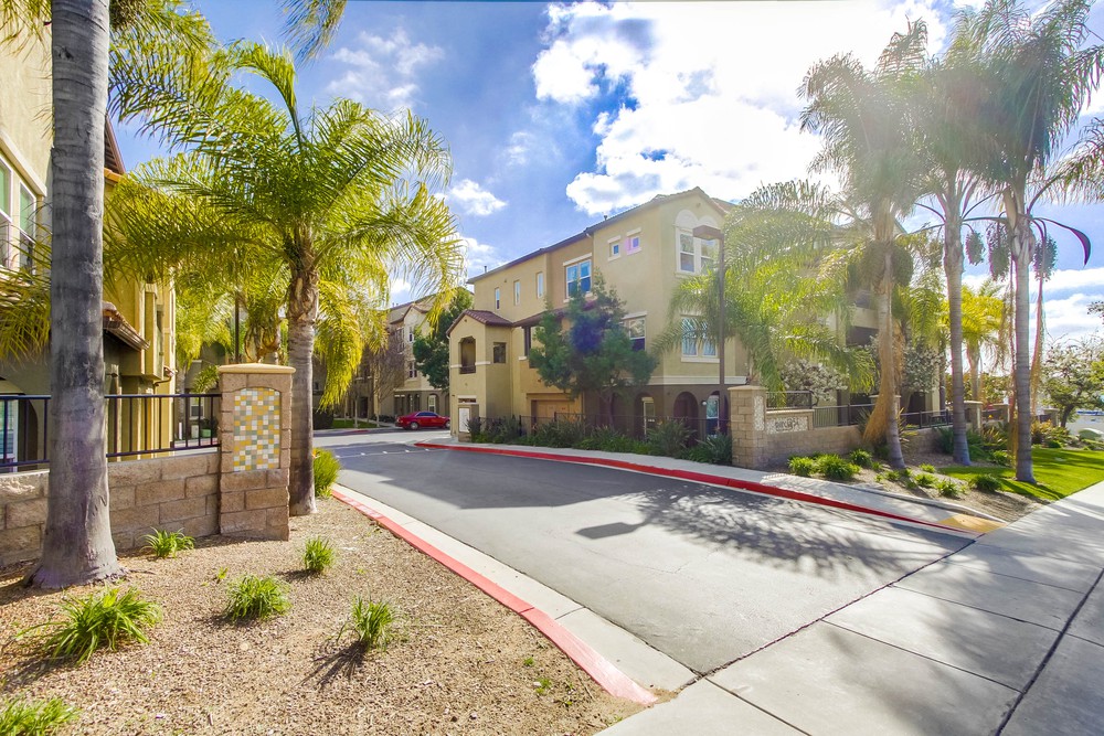 Virtual tour photo 3 of 59 for 5439 Soho View Terrace