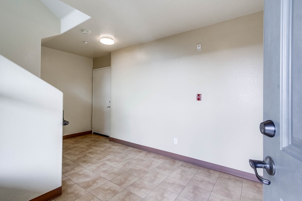 Virtual tour photo 6 of 59 for 5439 Soho View Terrace