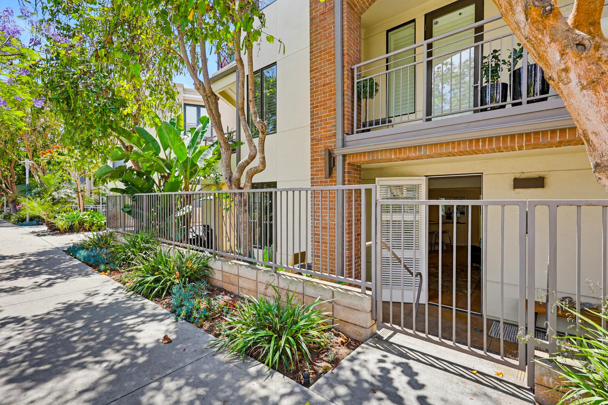 Virtual tour photo 7 of 66 for 5440 La Jolla Blvd