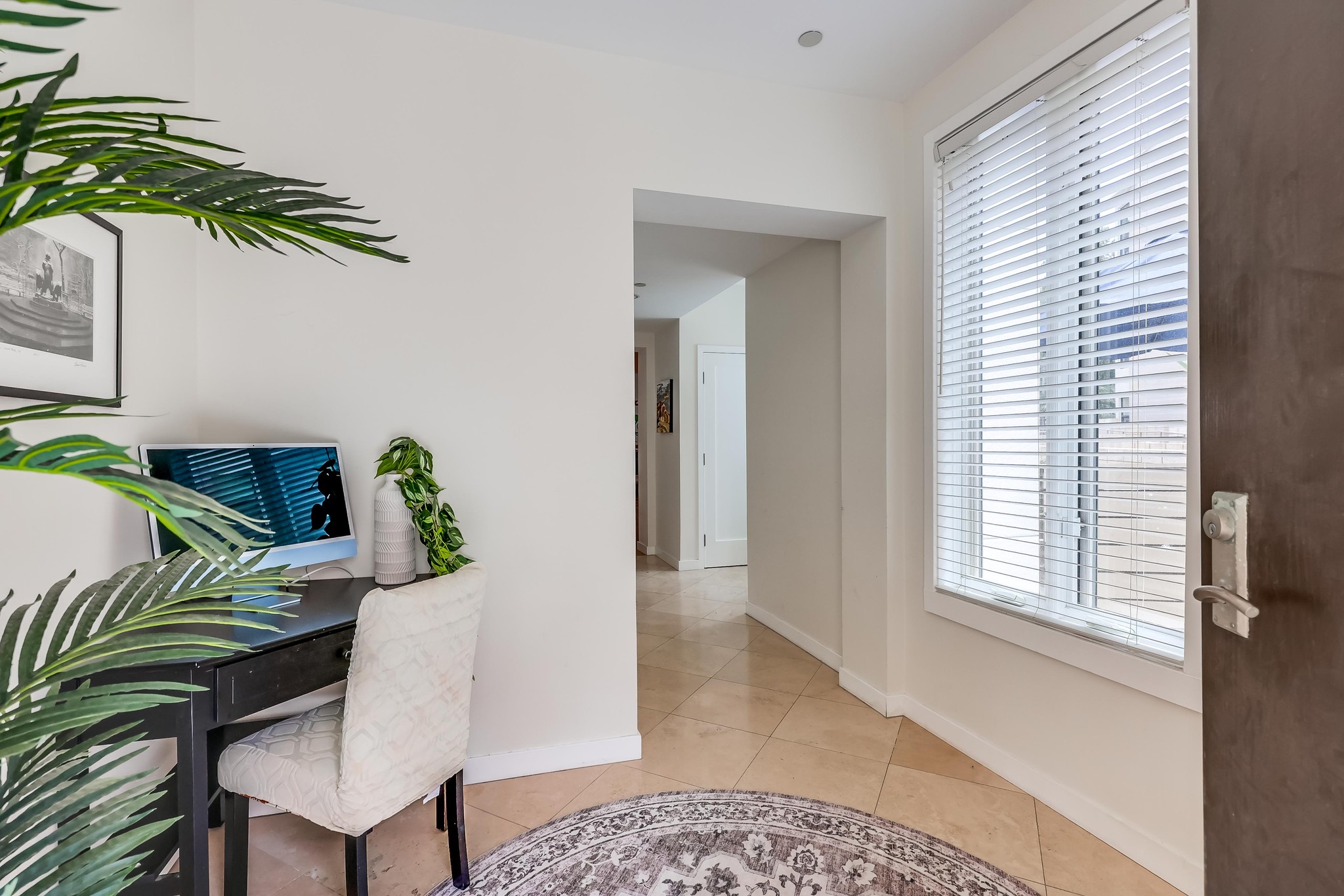 Virtual tour photo 10 of 66 for 5440 La Jolla Blvd