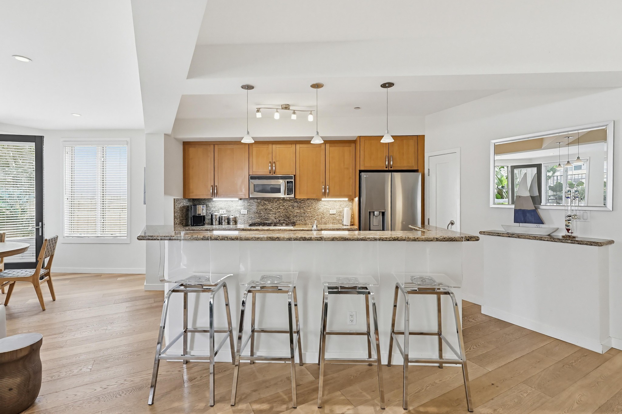 Virtual tour photo 14 of 66 for 5440 La Jolla Blvd