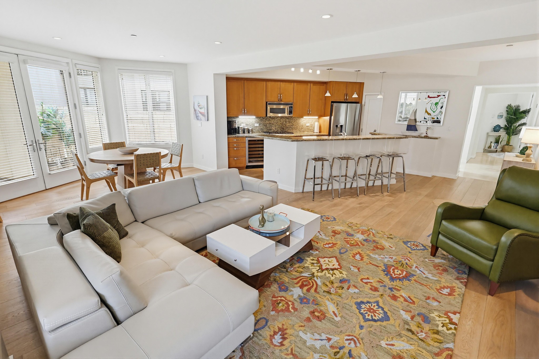Virtual tour photo 17 of 66 for 5440 La Jolla Blvd