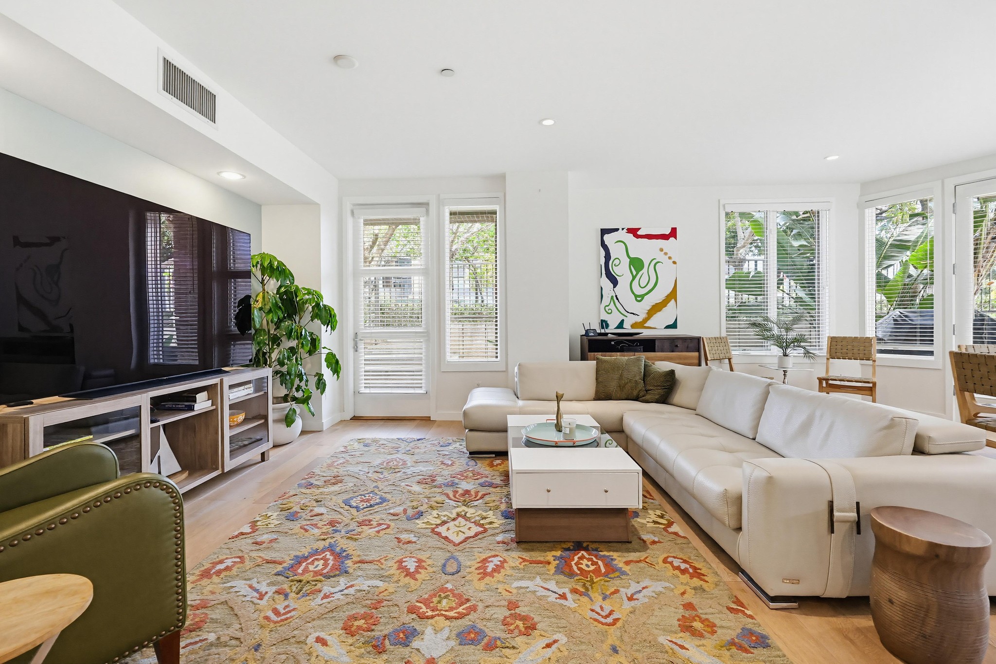 Virtual tour photo 20 of 66 for 5440 La Jolla Blvd
