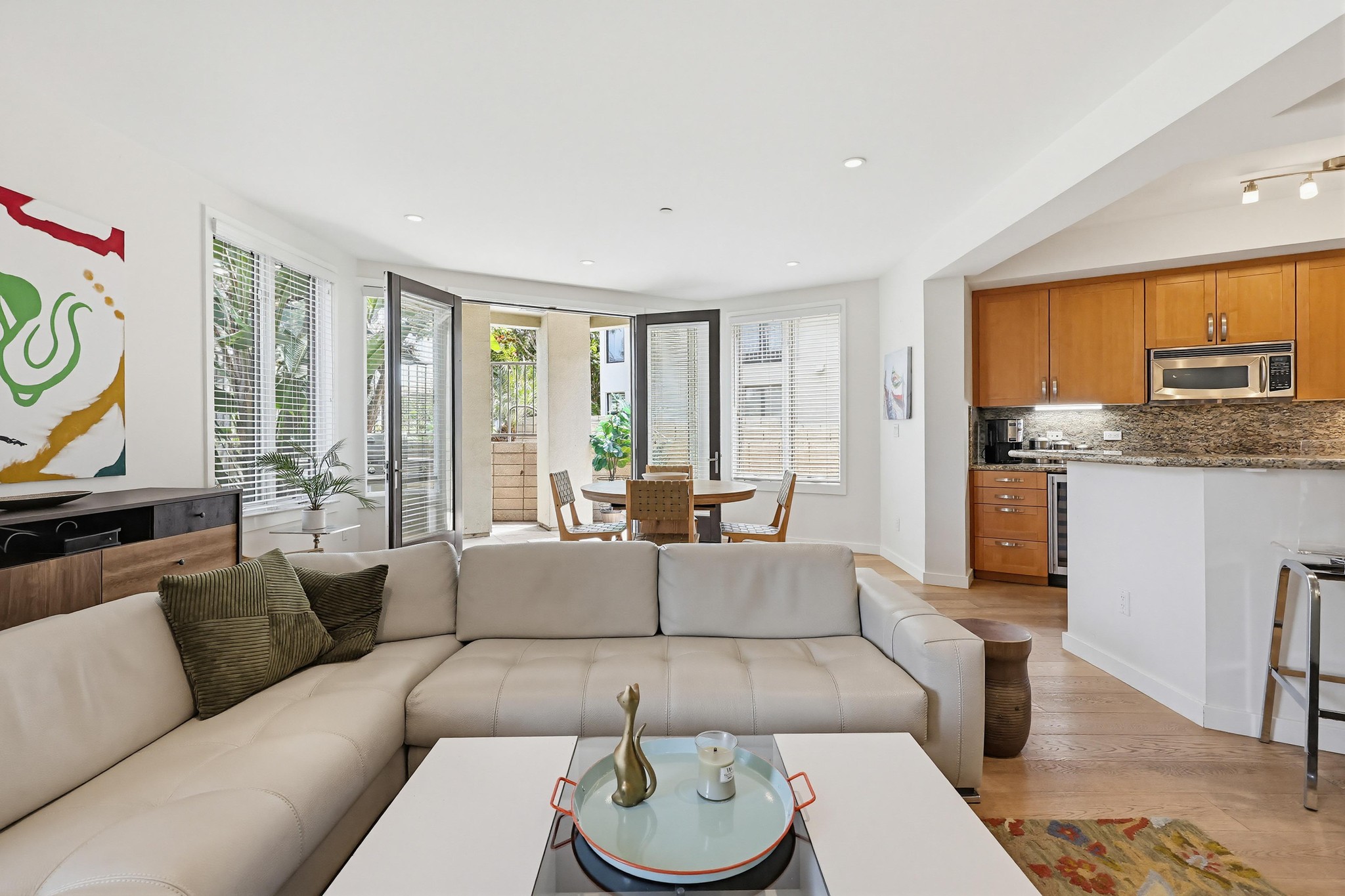 Virtual tour photo 26 of 66 for 5440 La Jolla Blvd