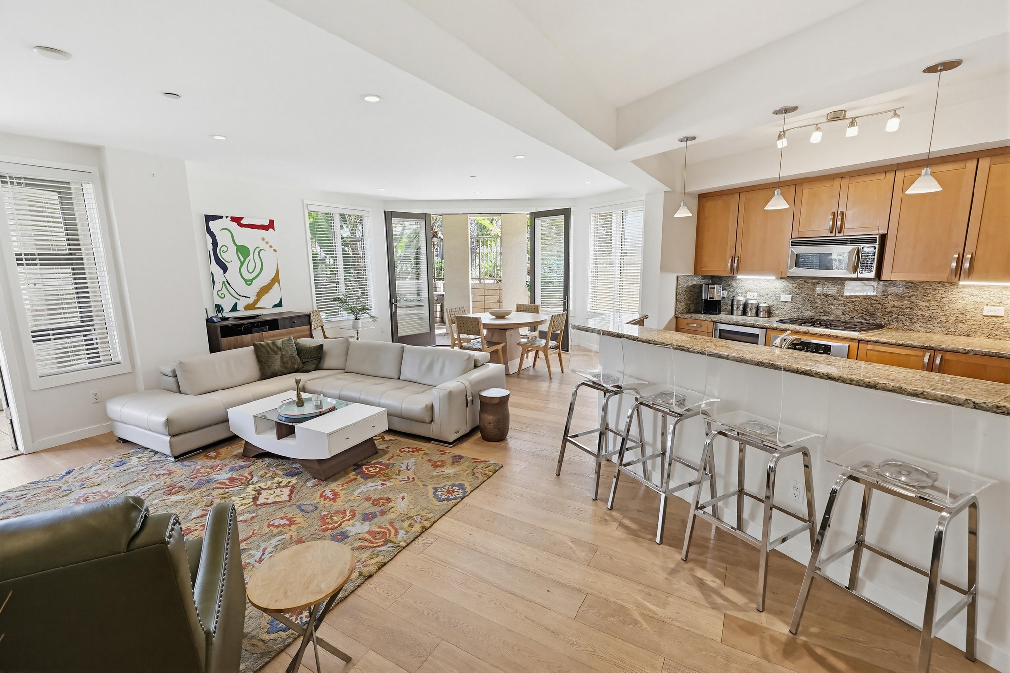 Virtual tour photo 32 of 66 for 5440 La Jolla Blvd