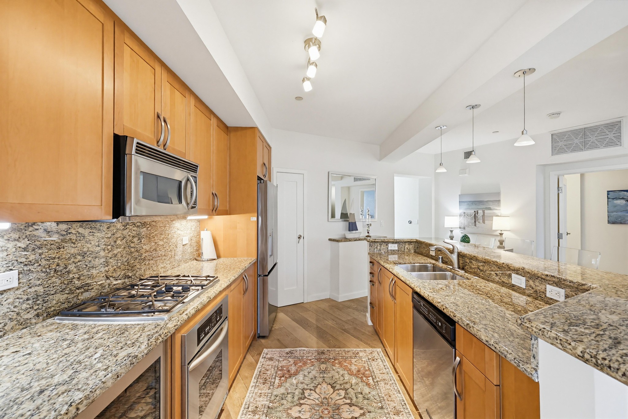 Virtual tour photo 33 of 66 for 5440 La Jolla Blvd