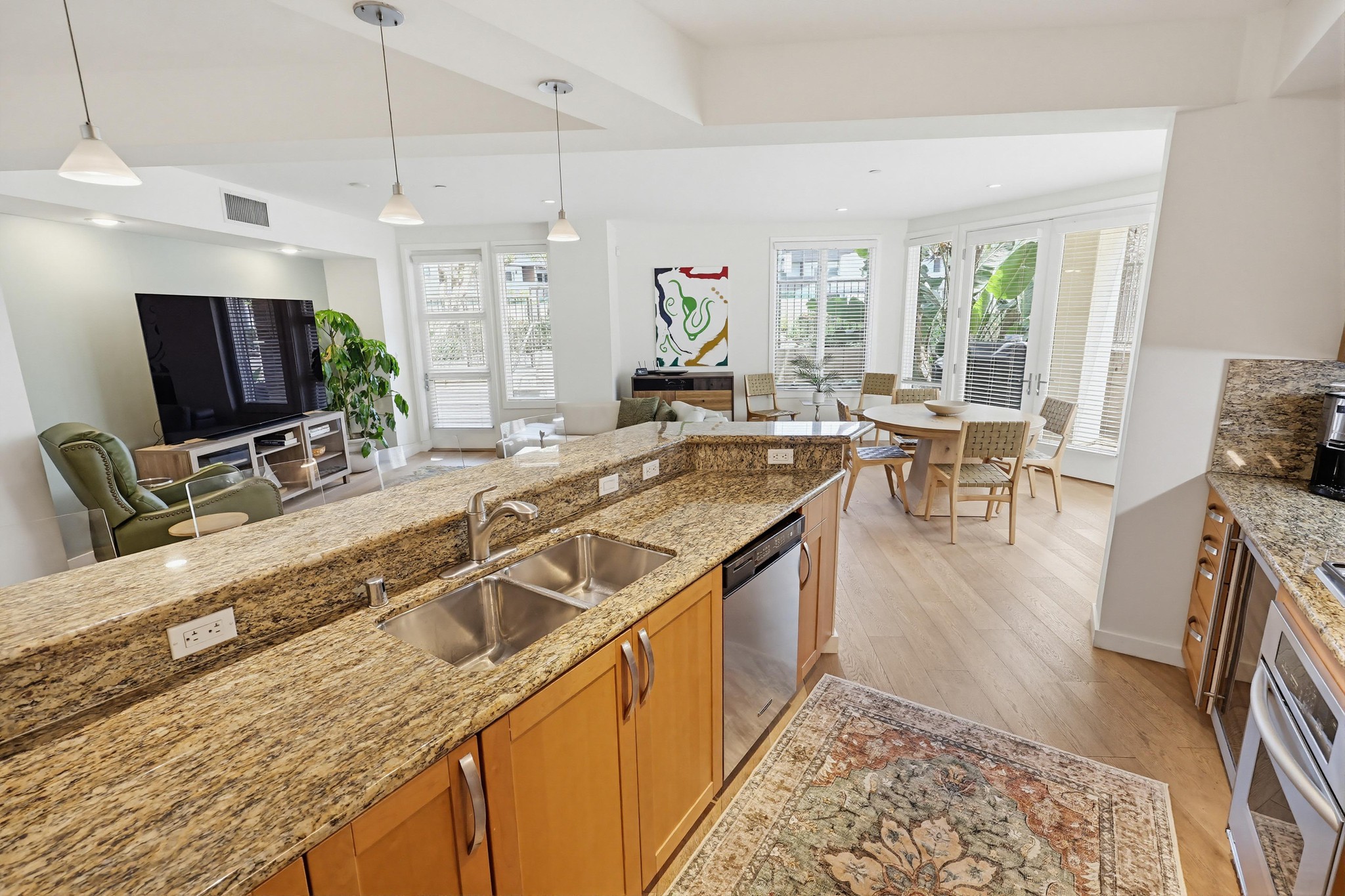 Virtual tour photo 40 of 66 for 5440 La Jolla Blvd