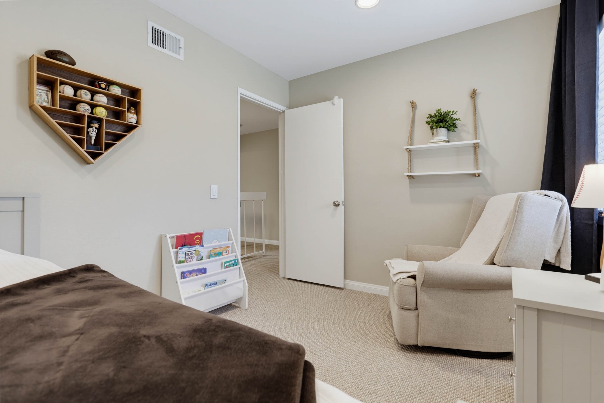 Virtual tour photo 24 of 35 for 5441 Escarchosa Ln