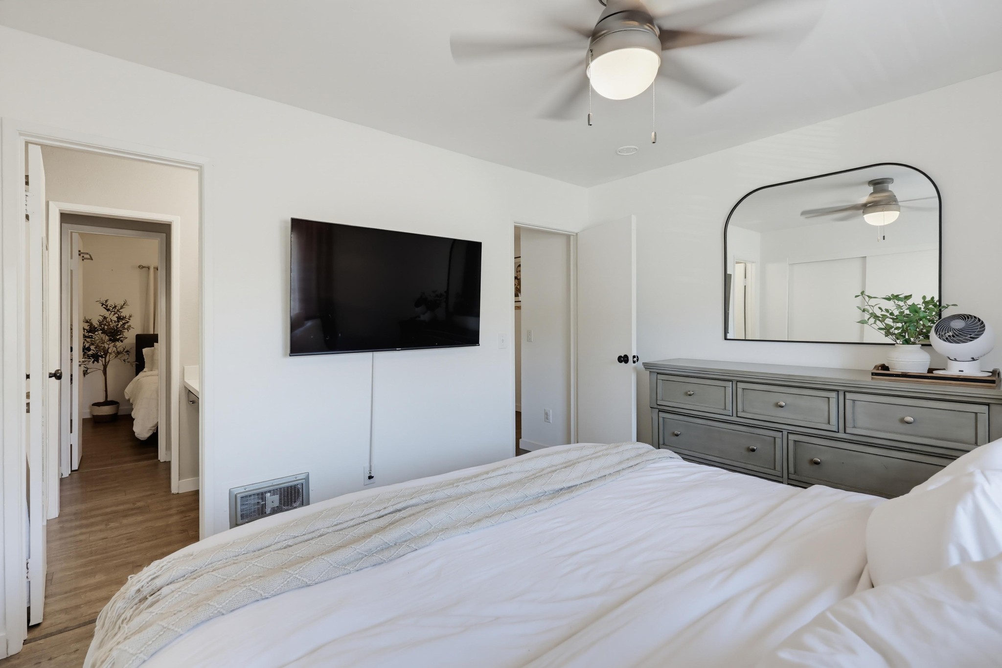 Virtual tour photo 29 of 51 for 5442 Adobe Falls Rd Unit 5