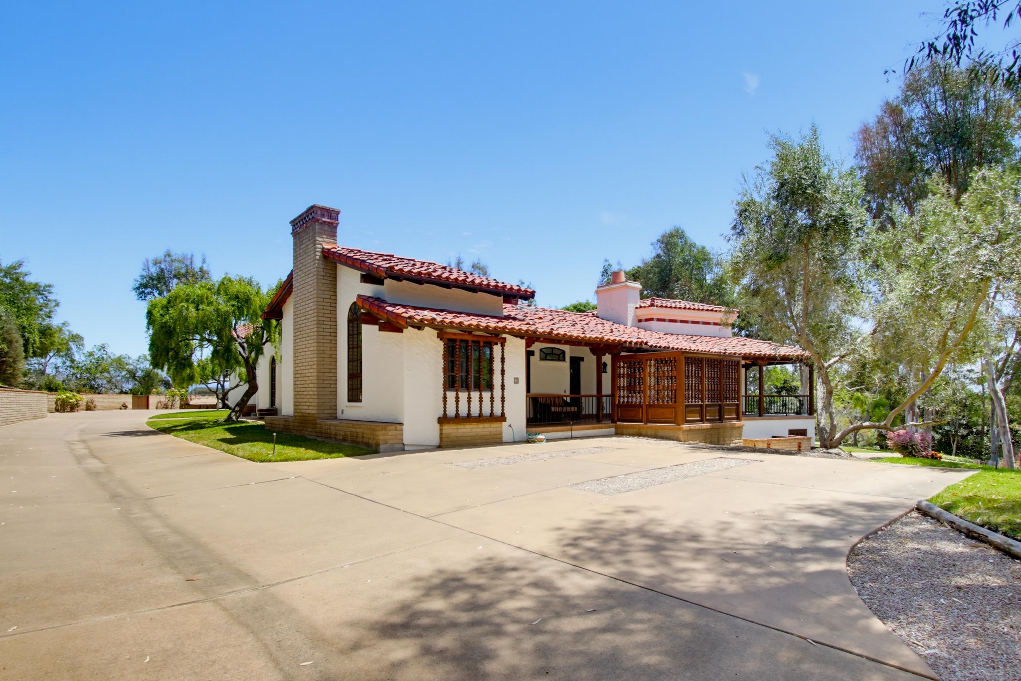 Virtual tour photo 4 of 96 for 5443 Calzada Del Bosque