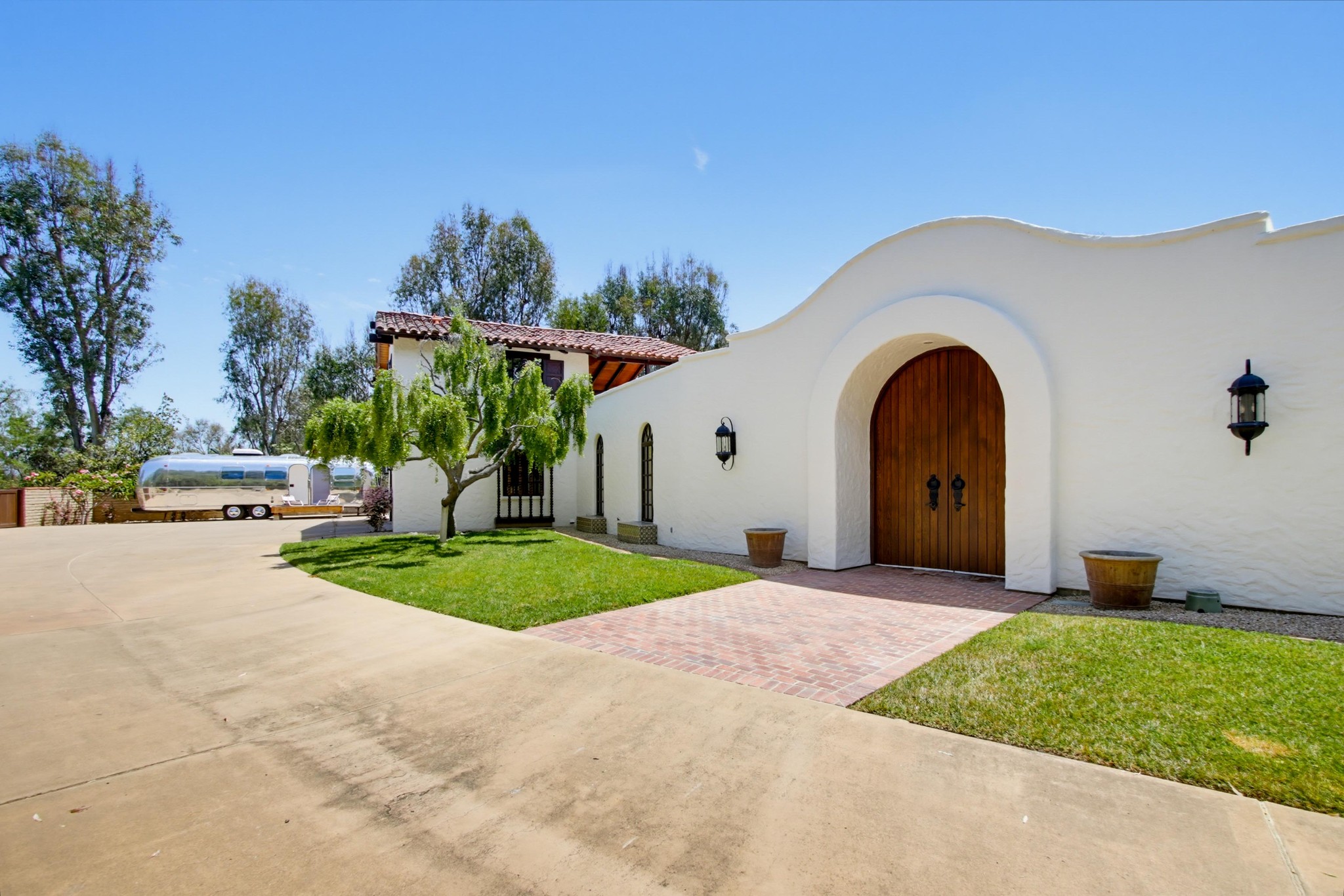Virtual tour photo 6 of 96 for 5443 Calzada Del Bosque