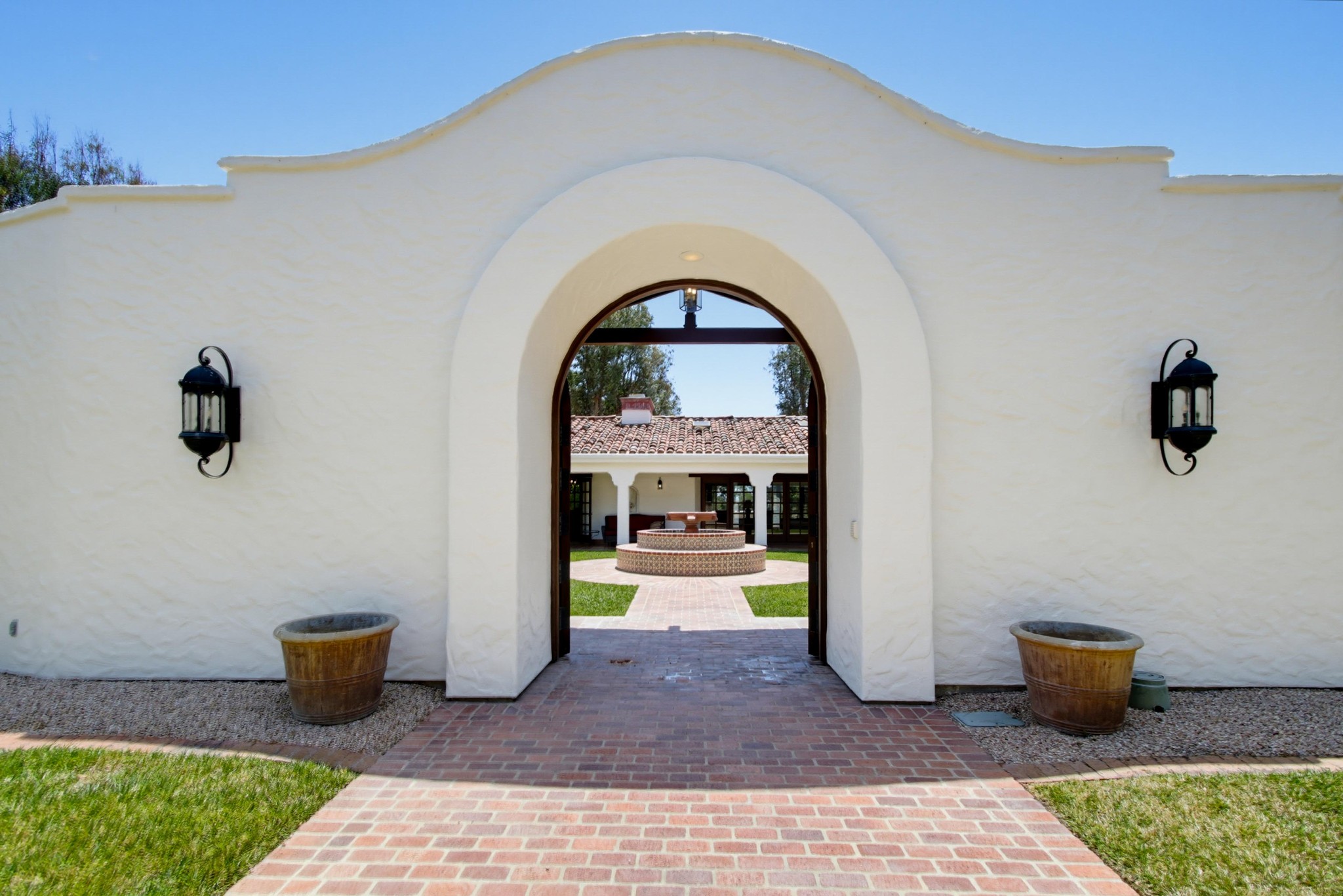 Virtual tour photo 9 of 96 for 5443 Calzada Del Bosque