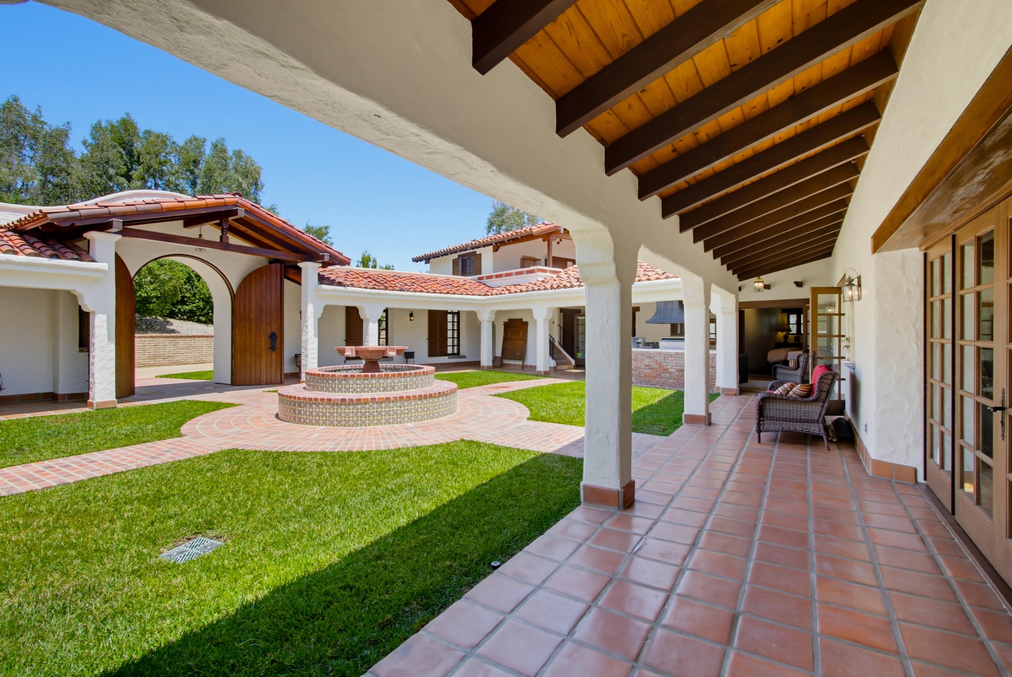 Virtual tour photo 19 of 96 for 5443 Calzada Del Bosque
