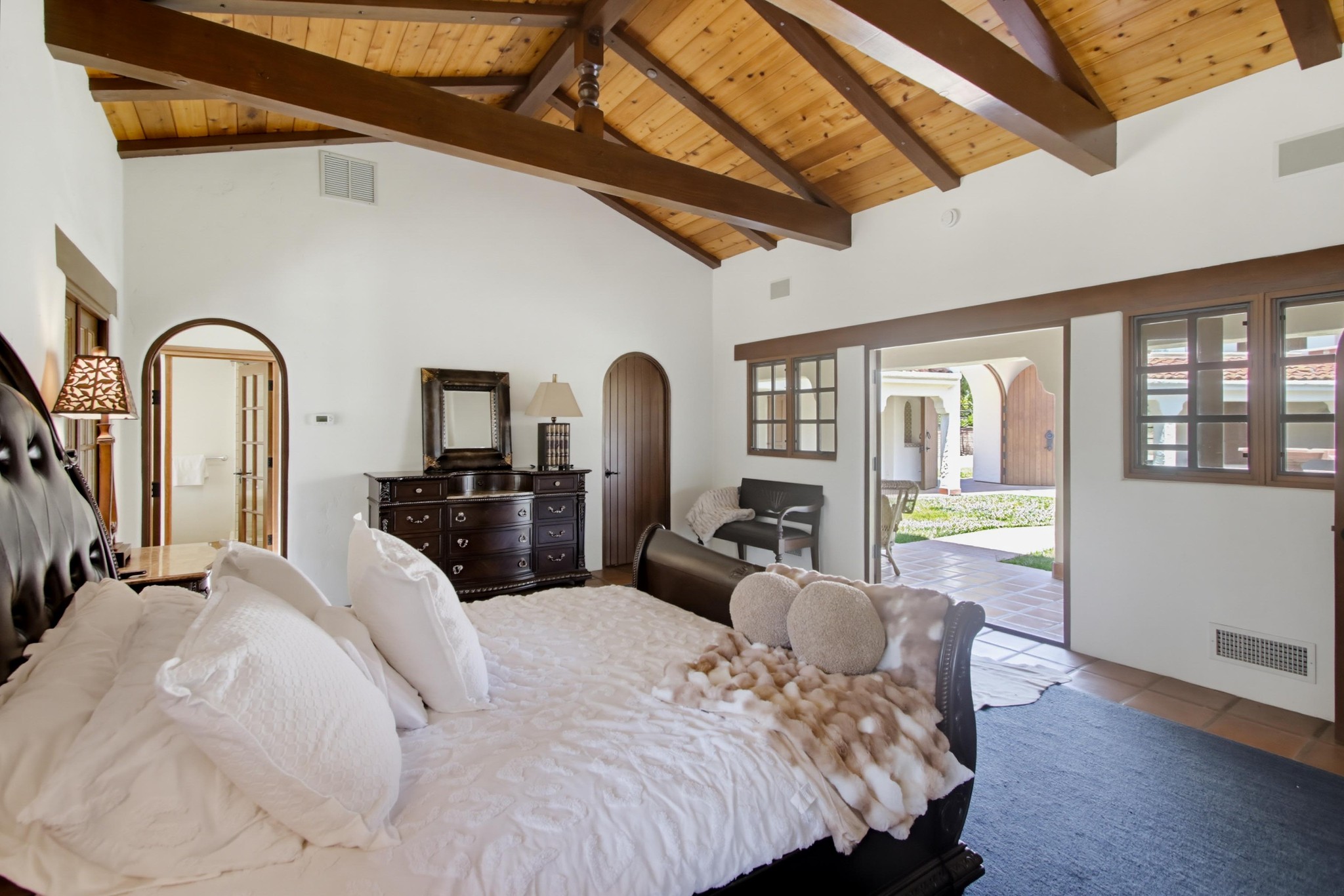 Virtual tour photo 49 of 96 for 5443 Calzada Del Bosque