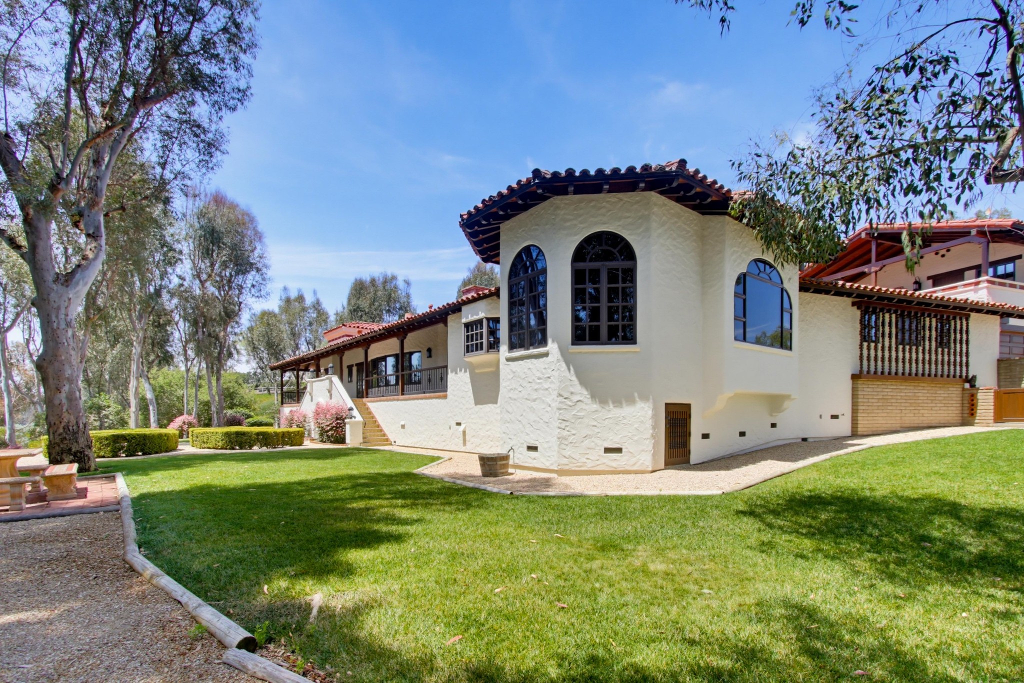 Virtual tour photo 84 of 96 for 5443 Calzada Del Bosque