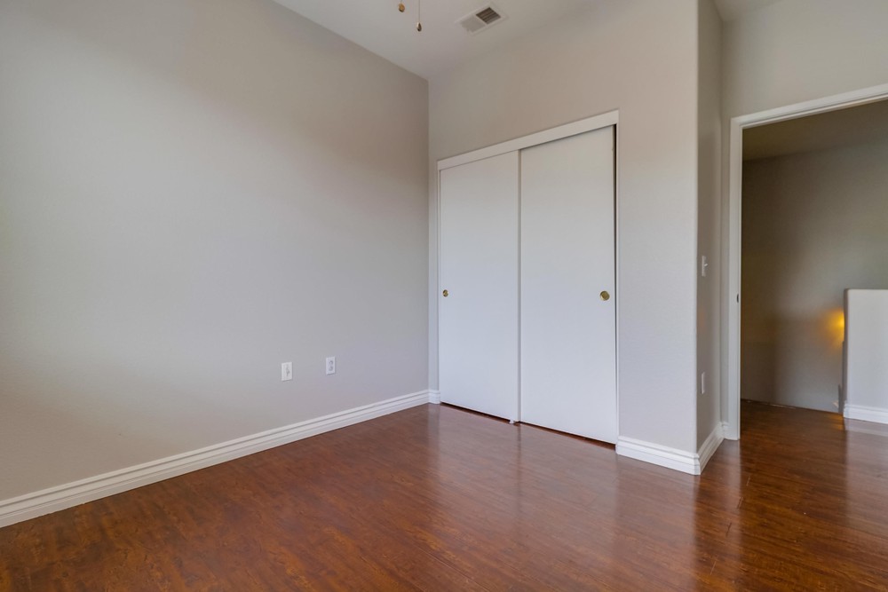 Virtual tour photo 34 of 48 for 5444 Mandarin Cove