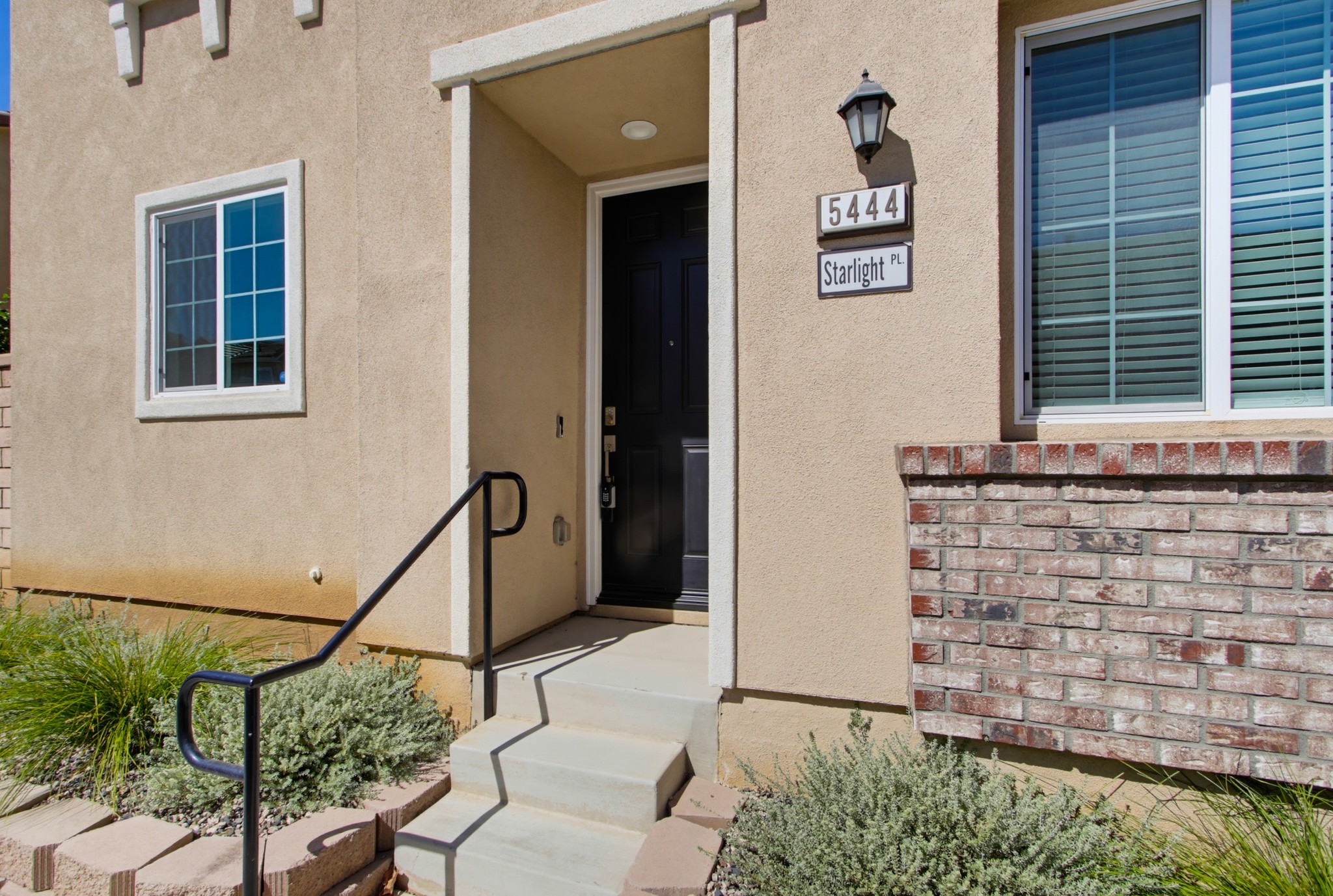 Virtual tour photo 4 of 39 for 5444 Starlight Pl