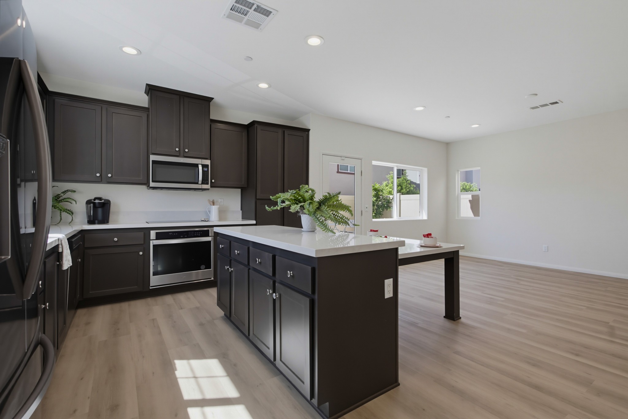 Virtual tour photo 12 of 39 for 5444 Starlight Pl