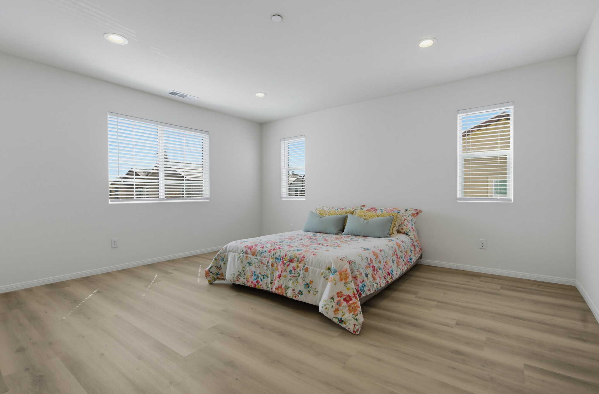 Virtual tour photo 23 of 39 for 5444 Starlight Pl