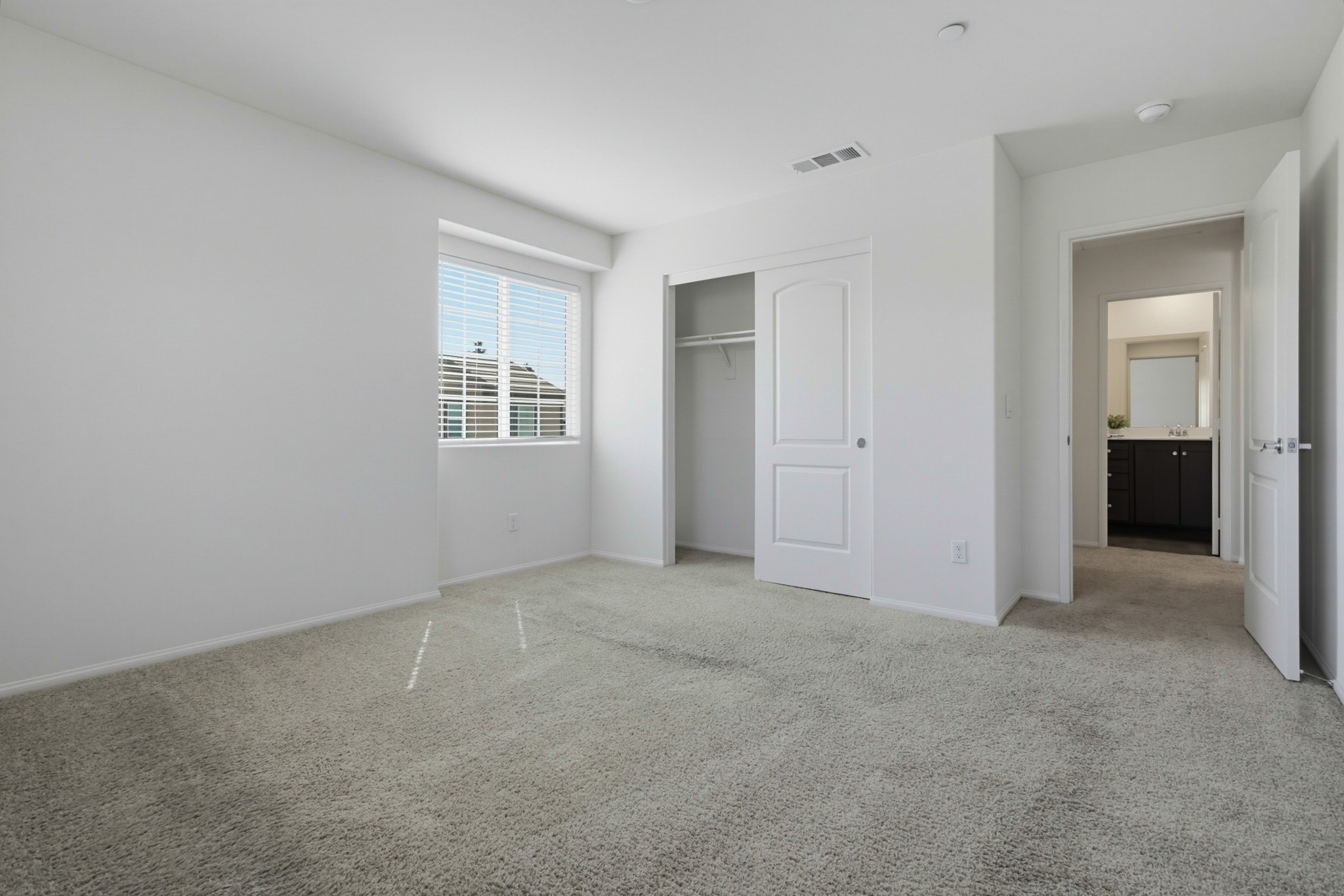Virtual tour photo 30 of 39 for 5444 Starlight Pl