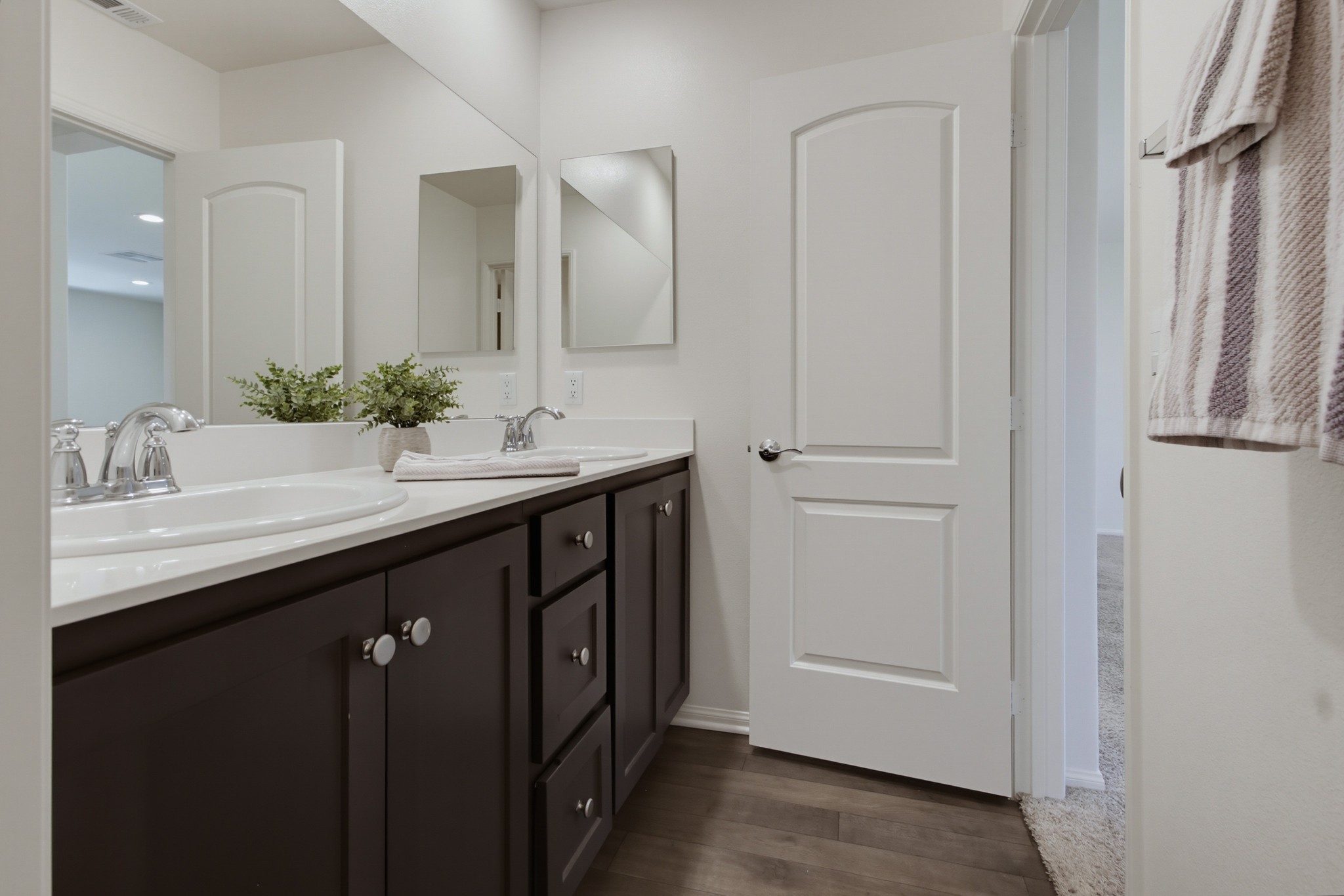 Virtual tour photo 33 of 39 for 5444 Starlight Pl