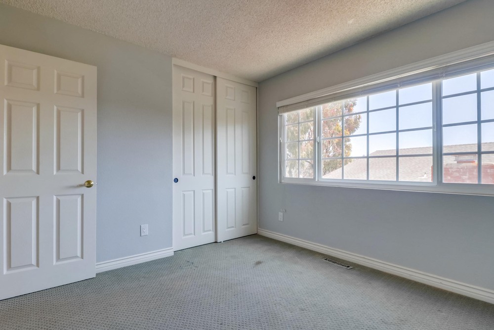 Virtual tour photo 36 of 41 for 5453 Bloch St