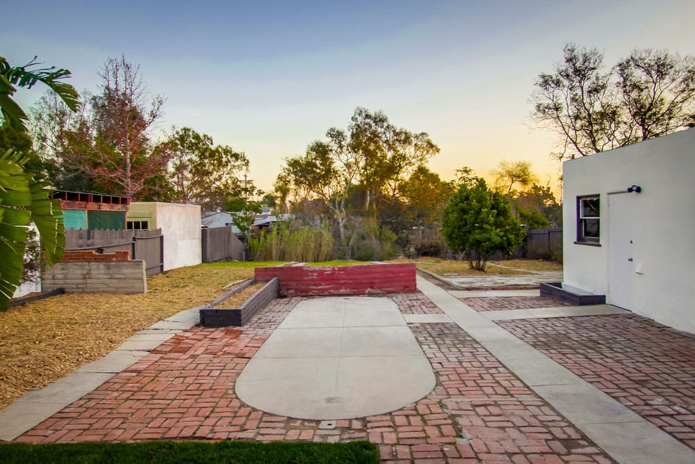 Virtual tour photo 9 of 80 for 5457 Adams Ave