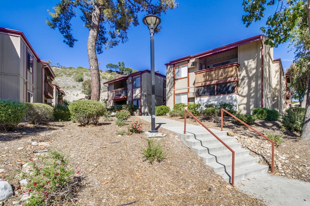 Virtual tour photo 1 of 38 for 5462 Adobe Falls Rd