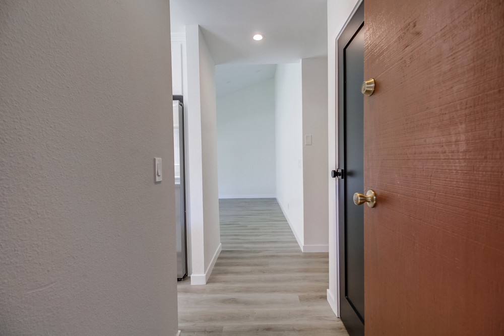 Virtual tour photo 12 of 38 for 5462 Adobe Falls Rd