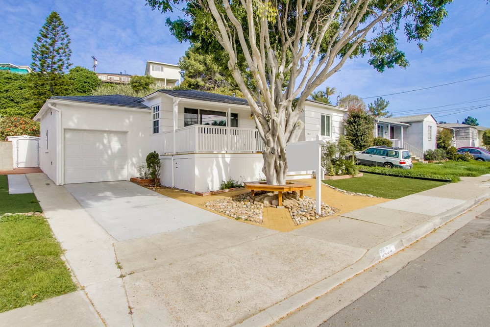 Virtual tour photo 4 of 76 for 5466 Grape St