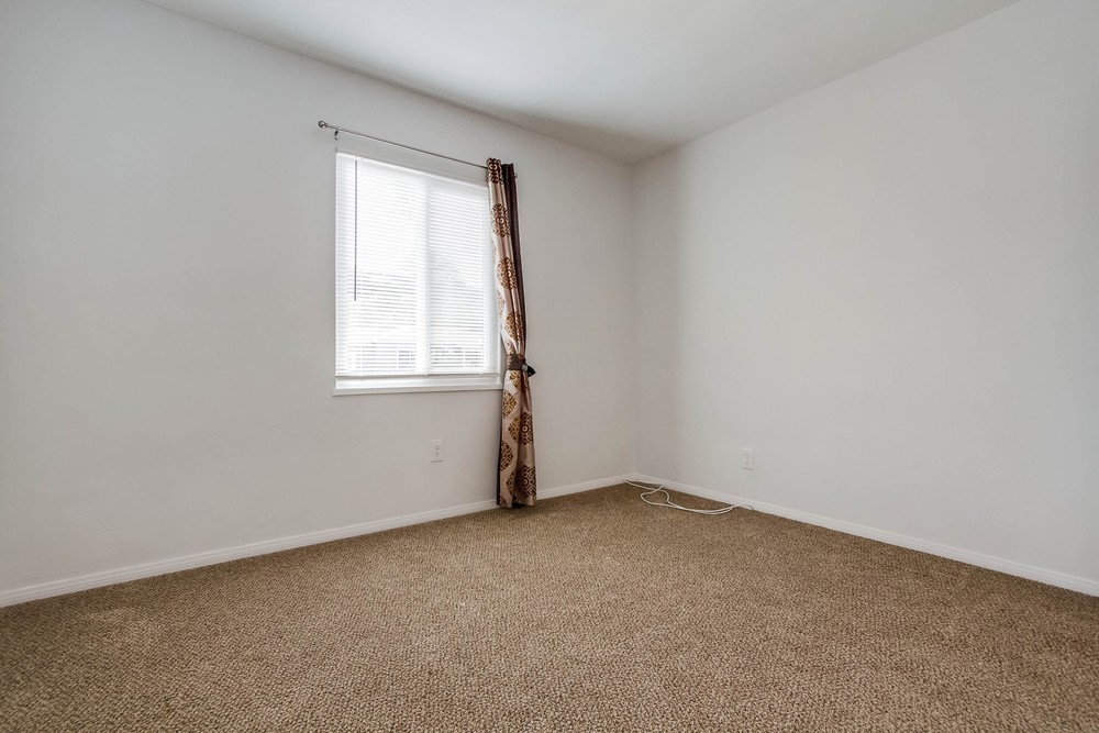 Virtual tour photo 32 of 76 for 5466 Grape St