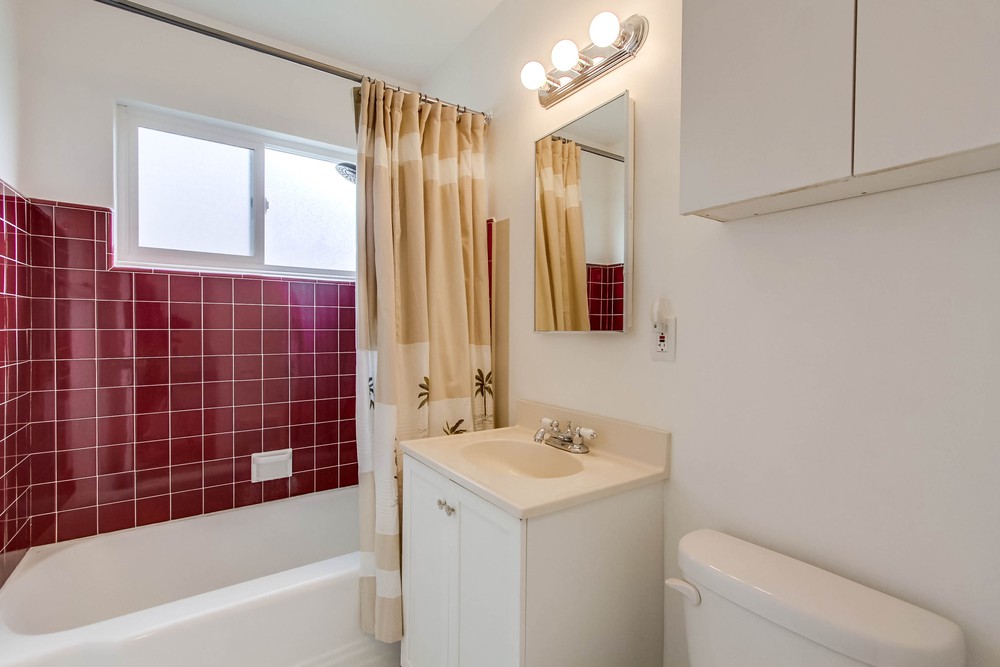 Virtual tour photo 34 of 76 for 5466 Grape St