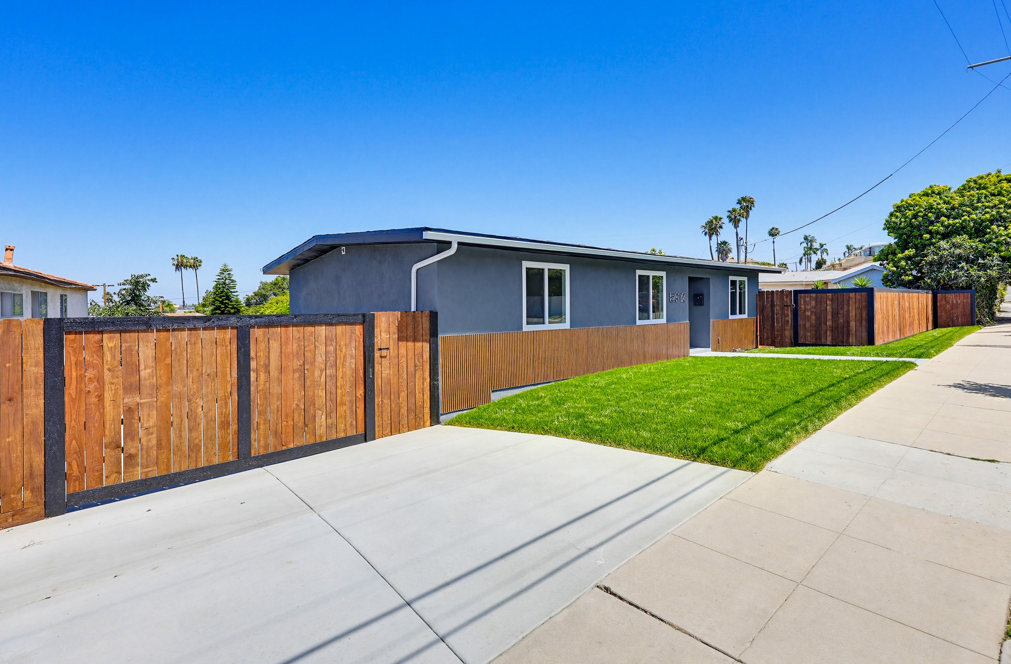 Virtual tour photo 4 of 78 for 5472 San Onofre Terrace