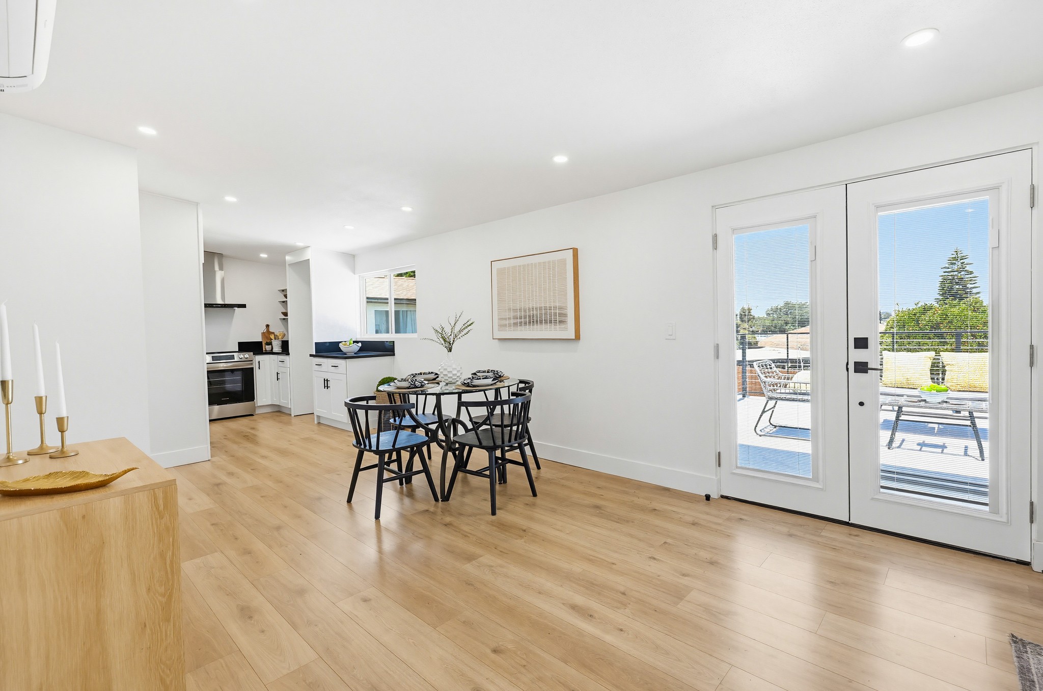 Virtual tour photo 8 of 78 for 5472 San Onofre Terrace