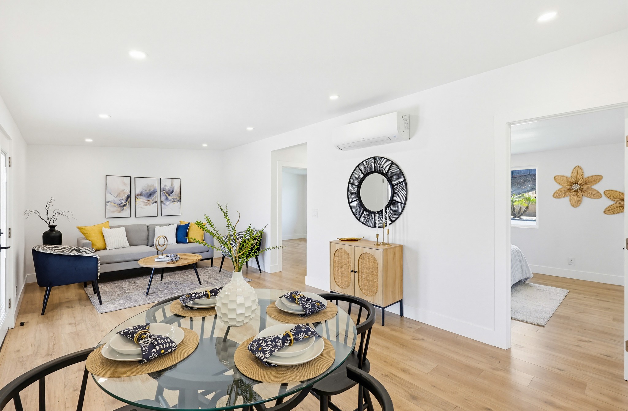 Virtual tour photo 15 of 78 for 5472 San Onofre Terrace