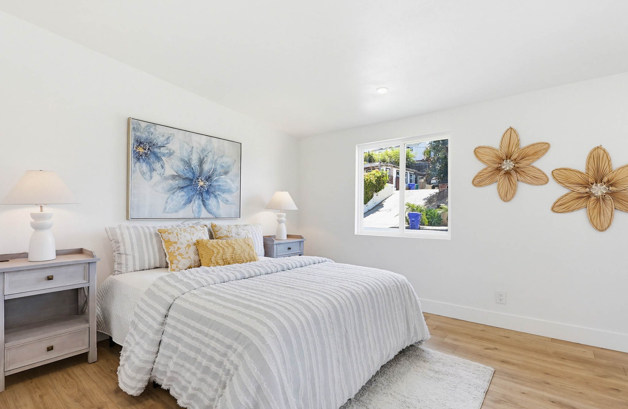 Virtual tour photo 25 of 78 for 5472 San Onofre Terrace
