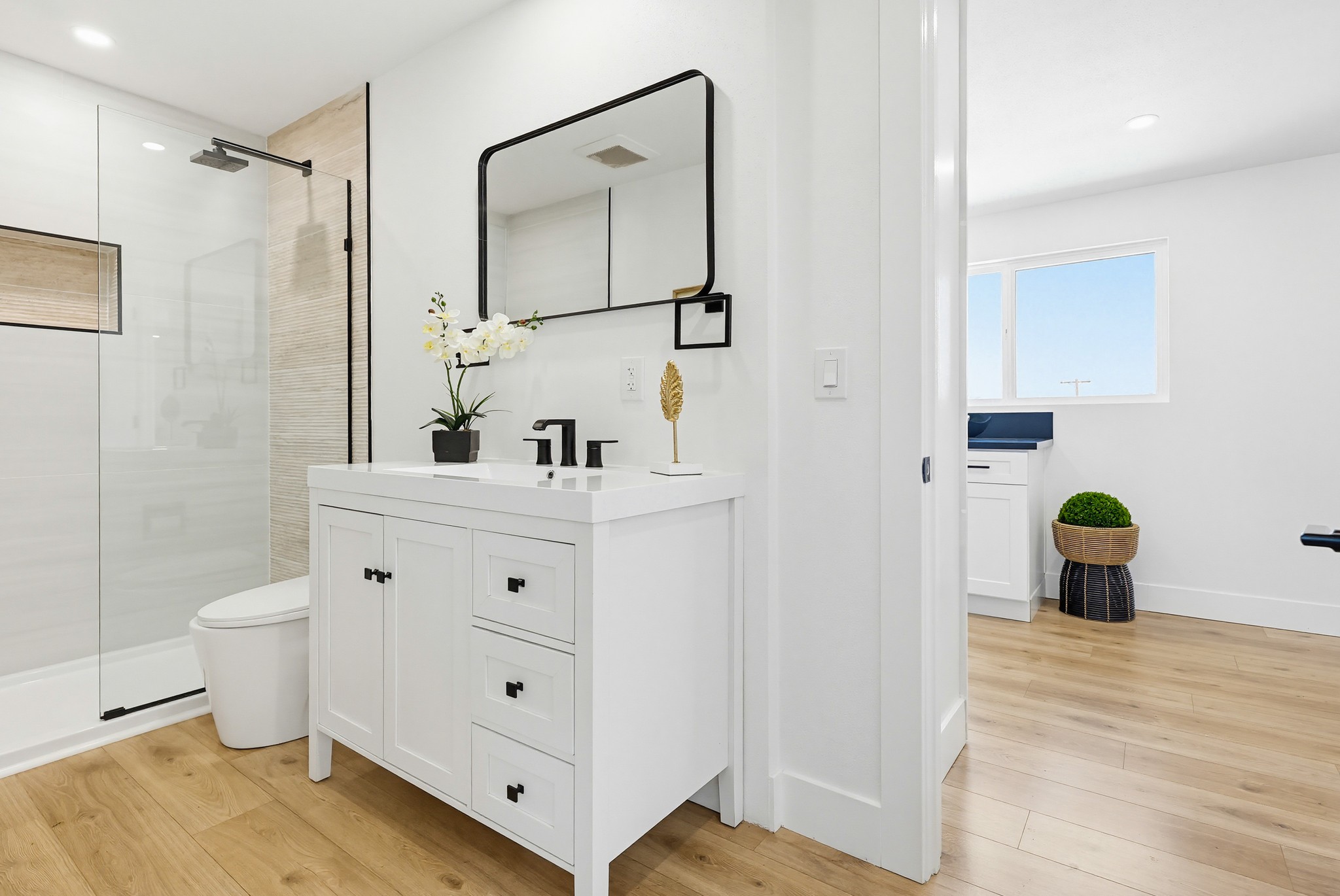 Virtual tour photo 34 of 78 for 5472 San Onofre Terrace