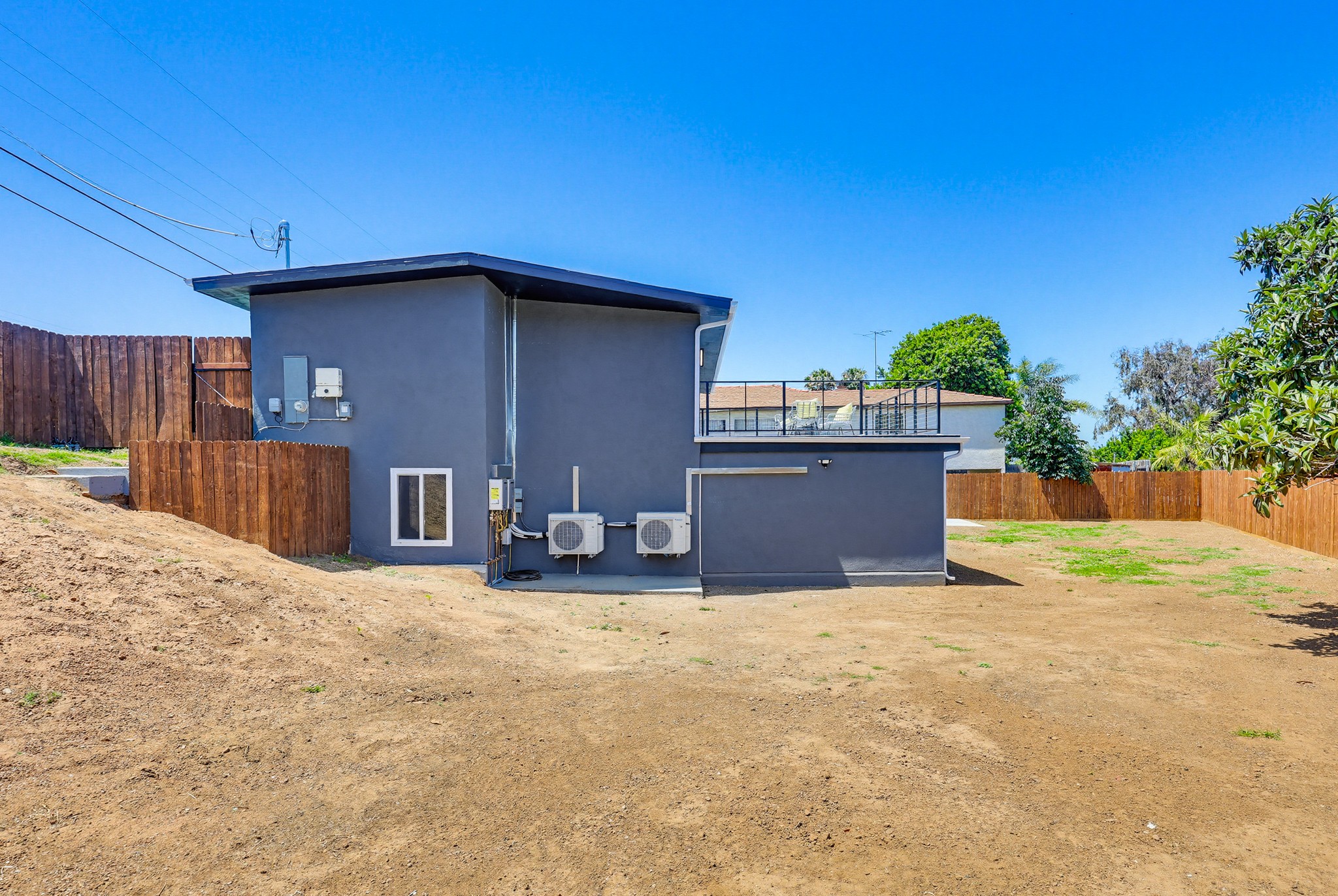 Virtual tour photo 47 of 78 for 5472 San Onofre Terrace